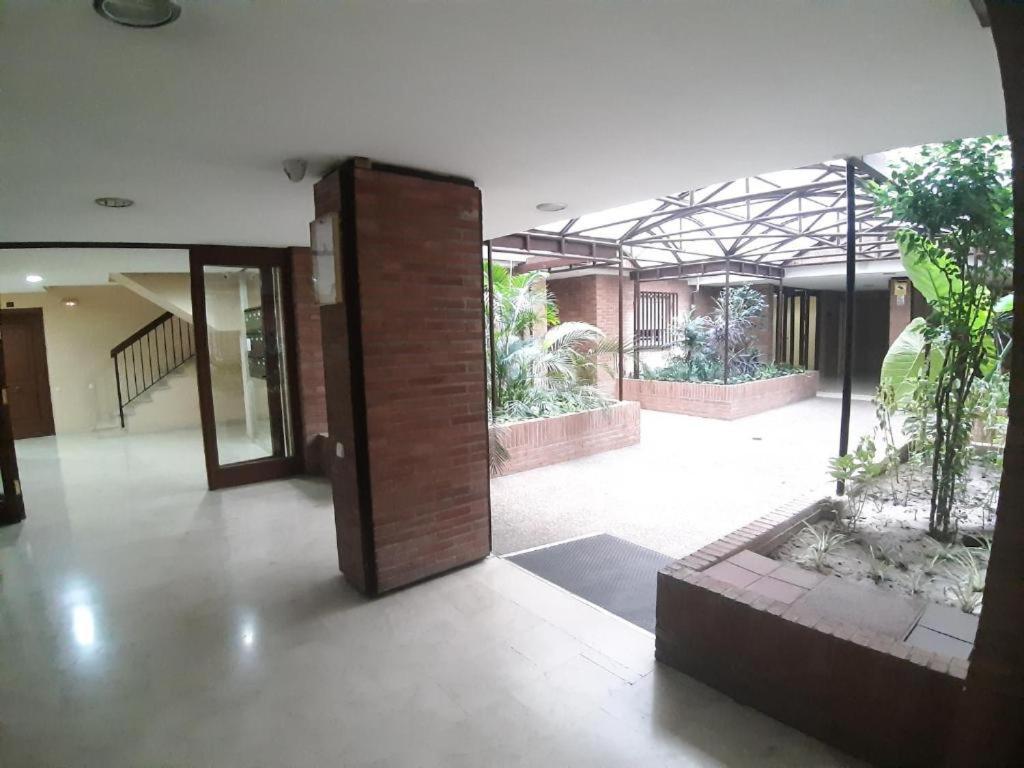 Plaza Puerta Nueva Apartment Murcia Luaran gambar